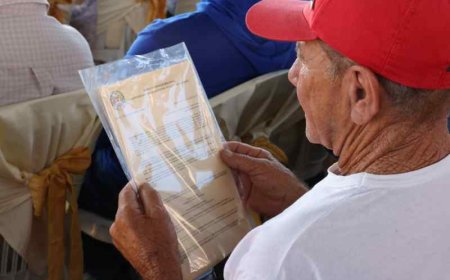 Famílias em Serra Azul de Minas recebem títulos de regularização de propriedade rural
